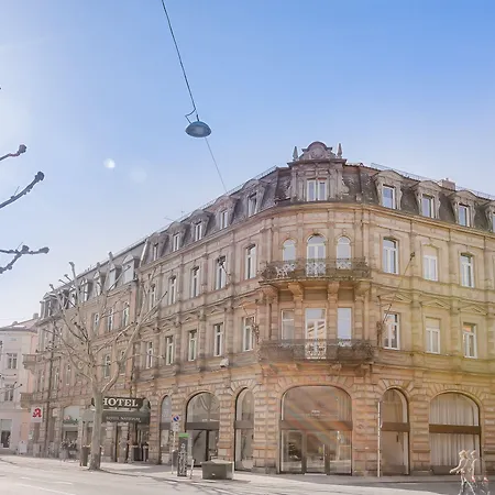 ホテル ナショナル