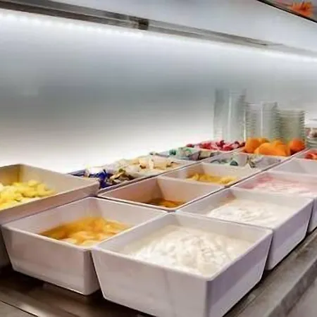 ホテル ナショナル 3*