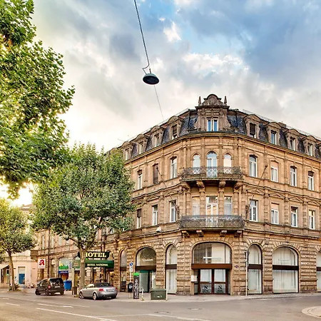 Hotel National