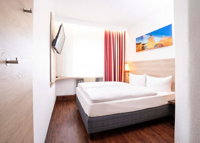 Hotel National 3*